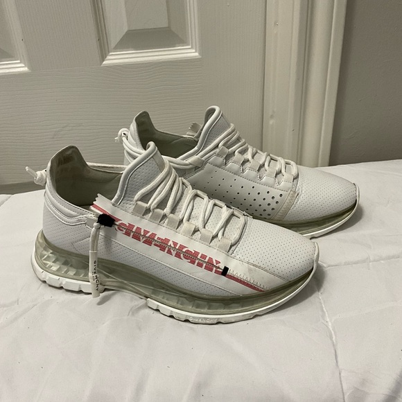 Givenchy-Spectre Runner Sneakers - Picture 8 of 15